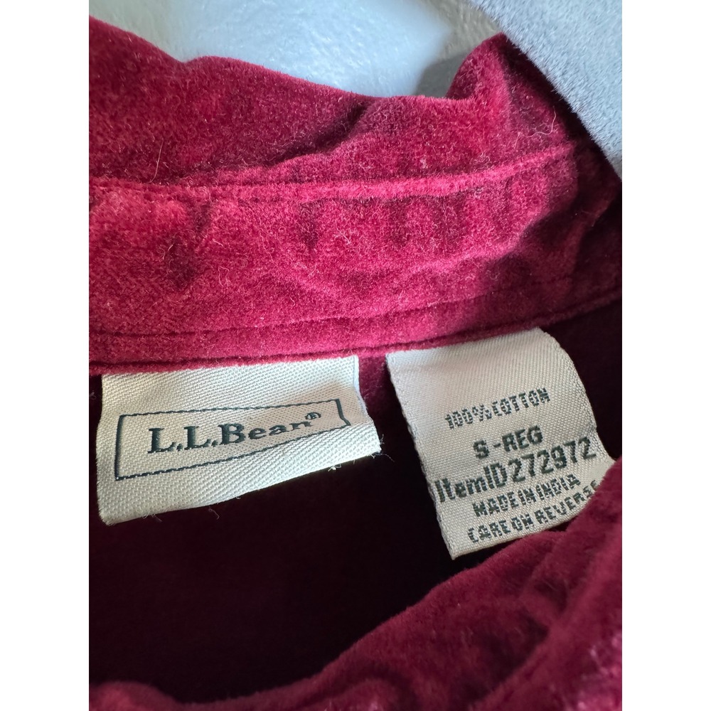 LL Bean Womens Burgundy Red 100% Cotton Velvet Button Down Shirt Small 272972 - Picture 2 of 5